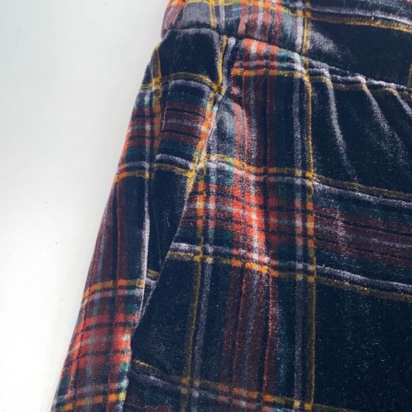 J. Crew Pull-On Easy Pant in Velvet Stewart Tartan  Black Multi Plaid Holiday Sz - Picture 7 of 15